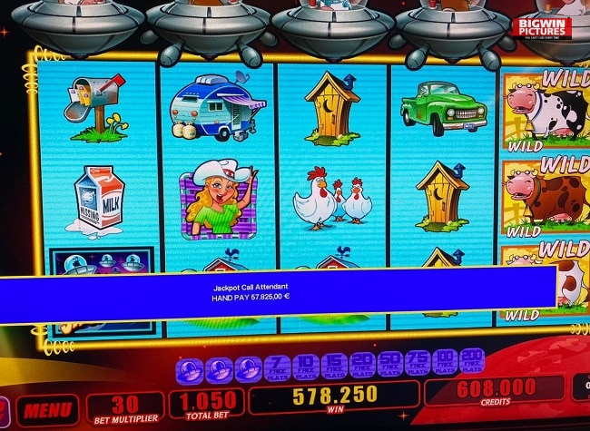 nugis-ivaders-planet-moolah